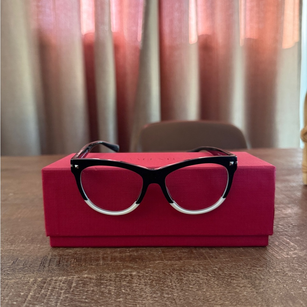 Stylish Black and White Valentino Glasses